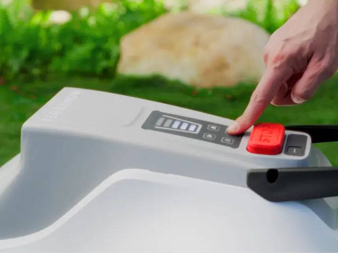 TerraMow V600 robotmaaier voor tuinen tot 600m²