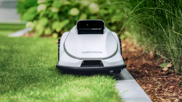 TerraMow V600 robotmaaier voor tuinen tot 600m²